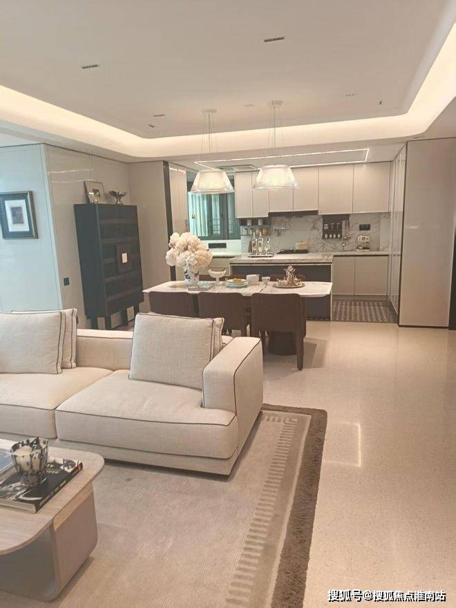 上海虹口华润楼盘百科→首页网站→楼盘百科→网站→处24小时热线电话AG凯发K8国际华润外滩瑞府售楼处（首页）→外滩瑞府售楼中心电话→(图4)